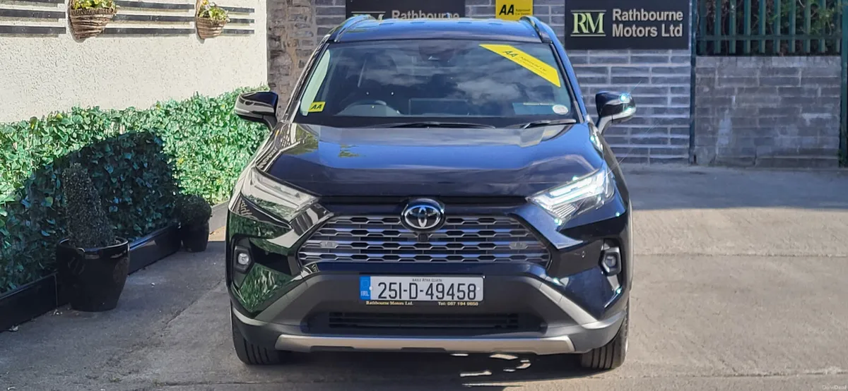 251 Toyota Rav 4 Hybrid Sol 218hp - Image 4