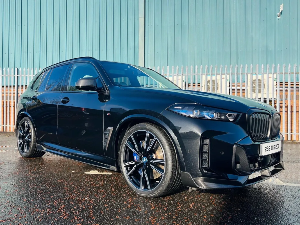BMW X5 DUBLIN REG DEMO 2023 50e FACTORY CARBON KIT - Image 2