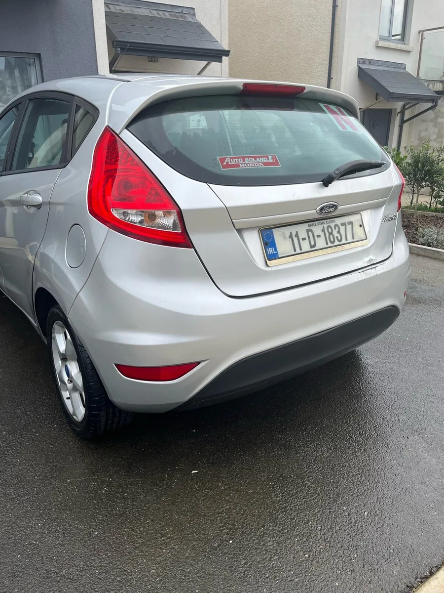 Ford fiesta - Image 2