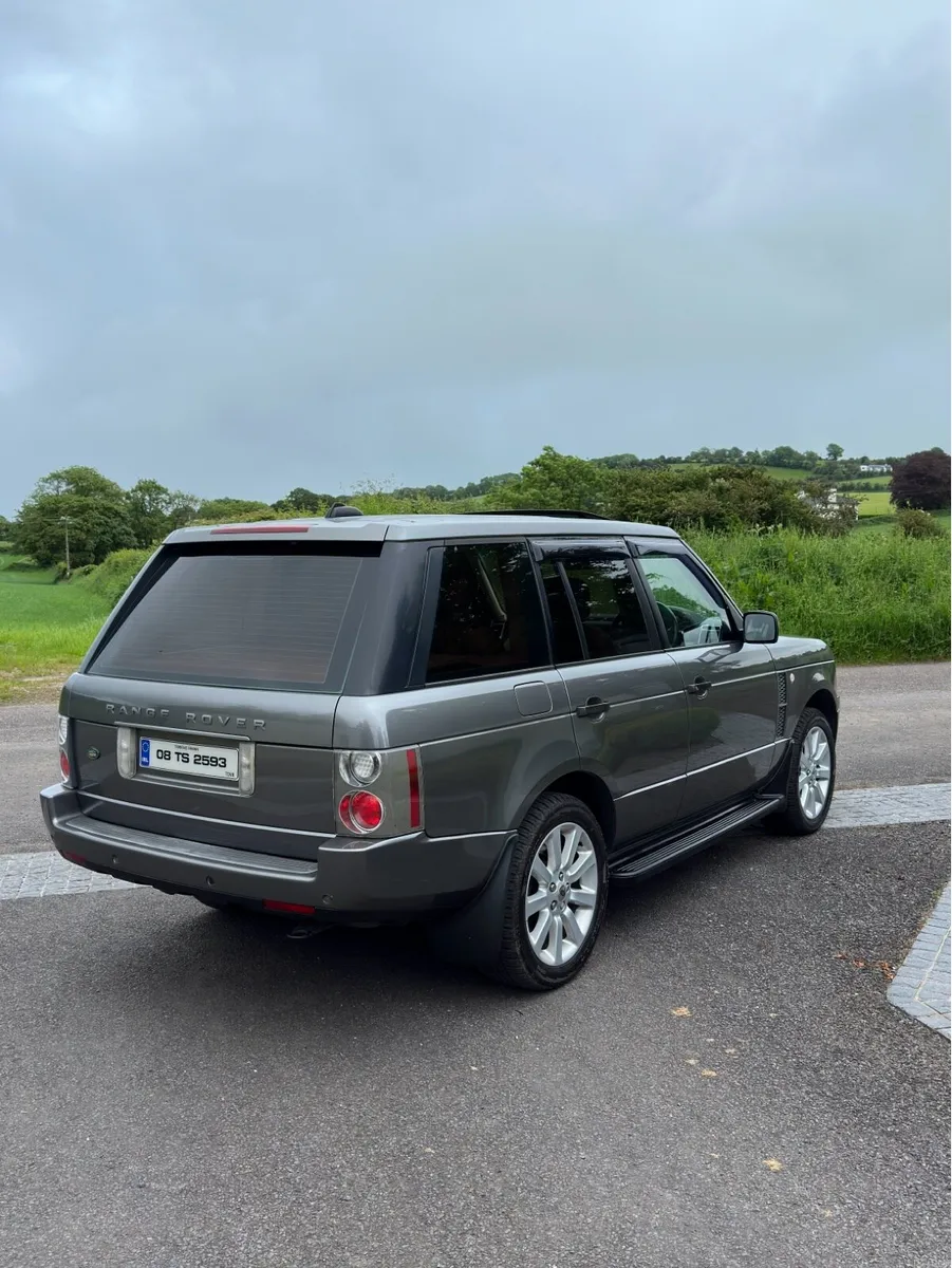 Range Rover TDV8 - Image 2