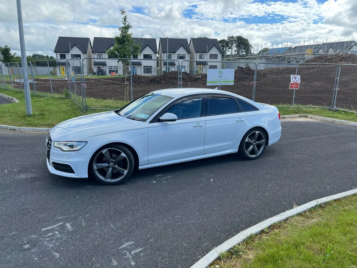Audi A6 s line black edition low mileage - Image 3