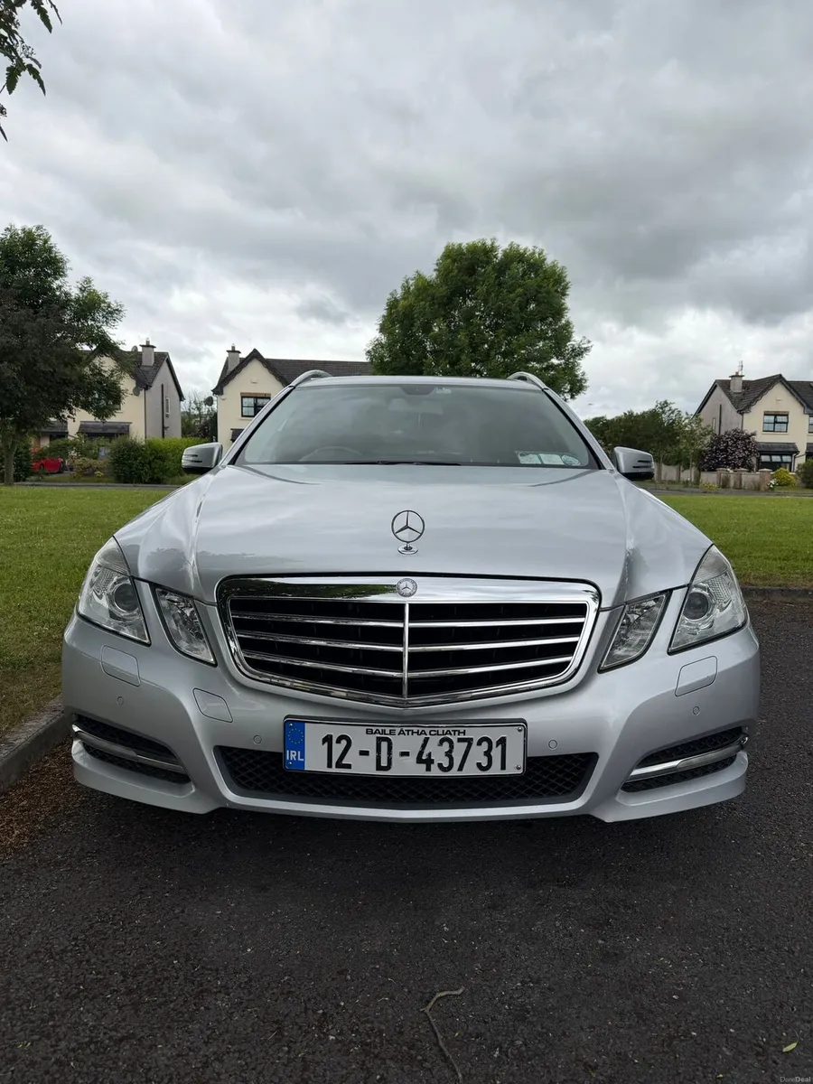 Mercedes E220 Estate - Image 1