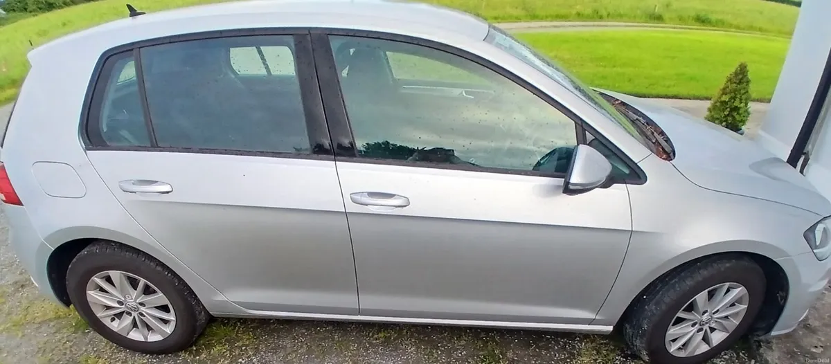 Volkswagen Golf 2019 in excellent condition - Image 4