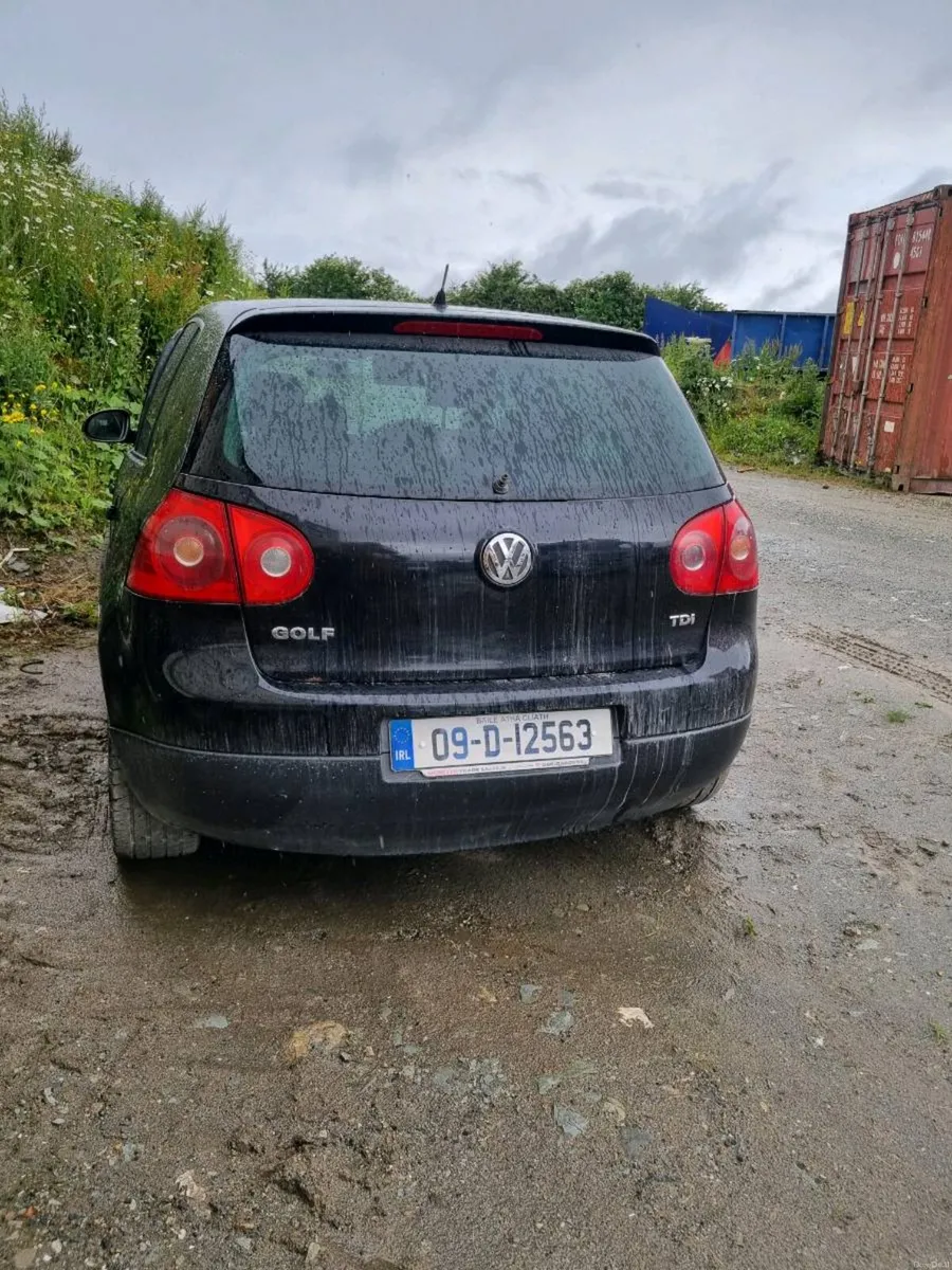 Car - Image 2