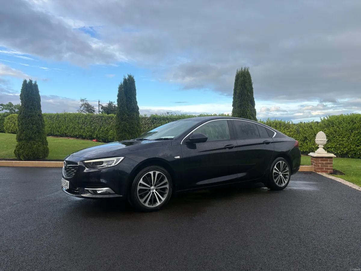 Opel Insignia 2020 - Image 1