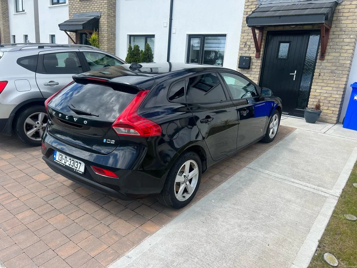 Volvo V40 D2 2013 - Image 4