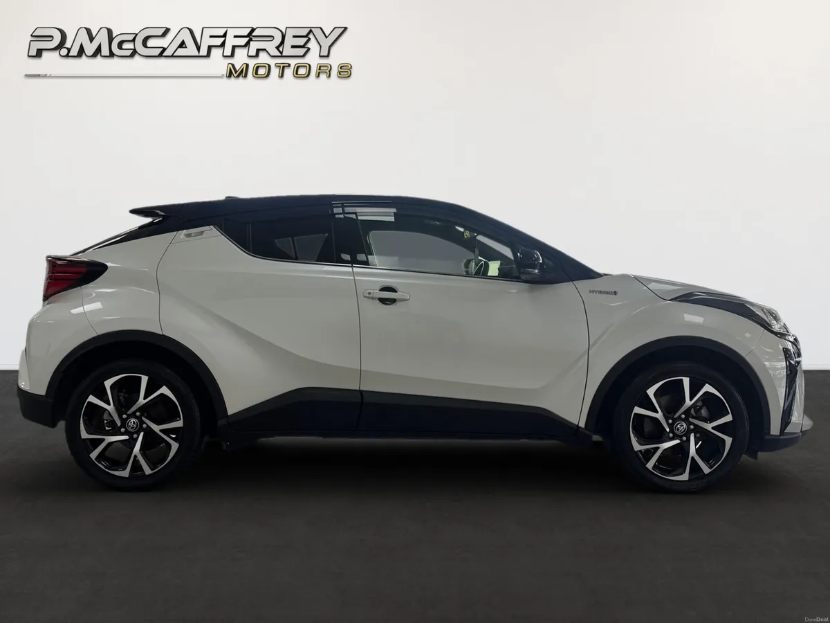 2020 Toyota C-HR Luna Sport Leather Reversing Came - Image 4