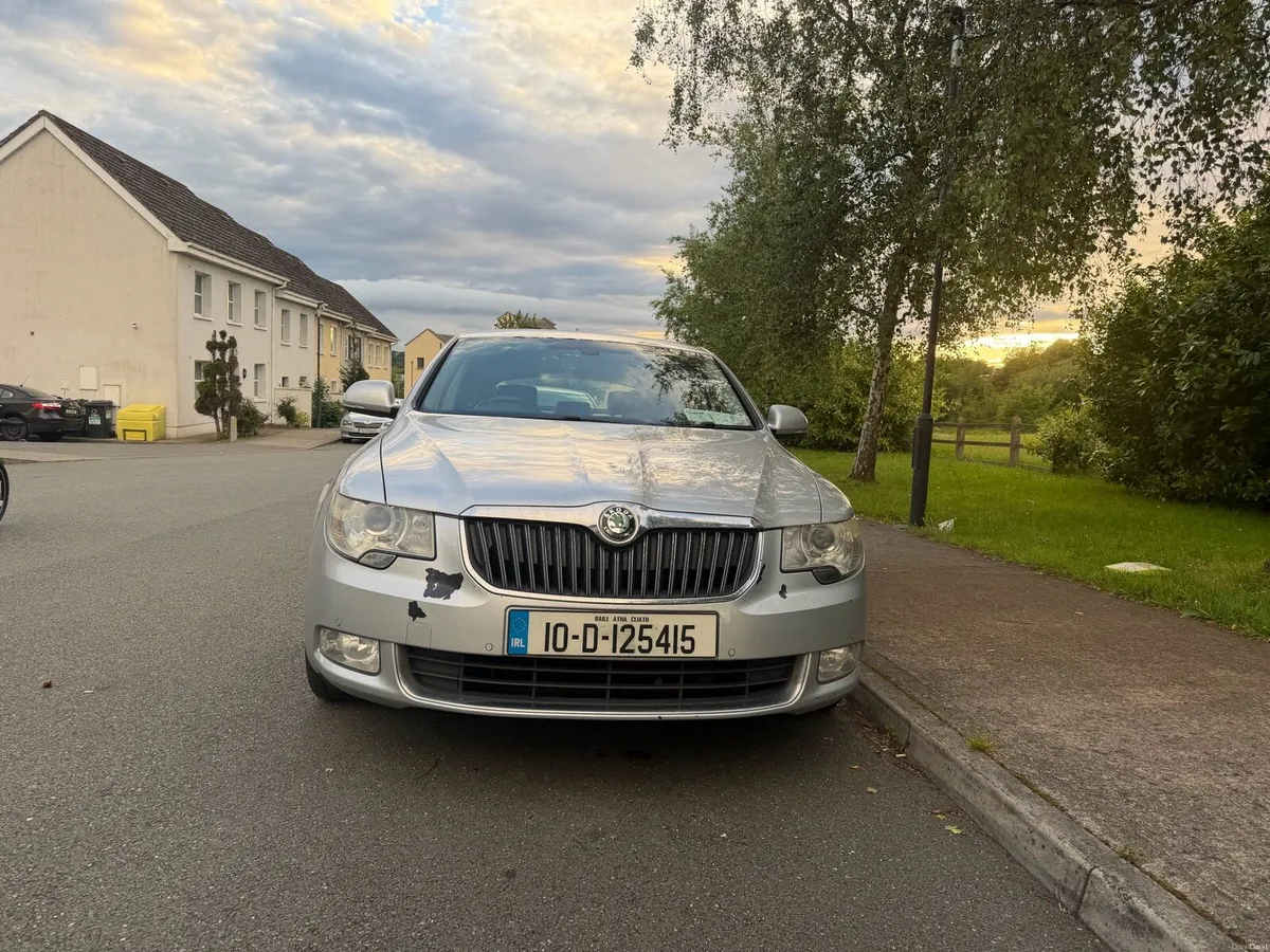 2010 Skoda SuperB - Image 2