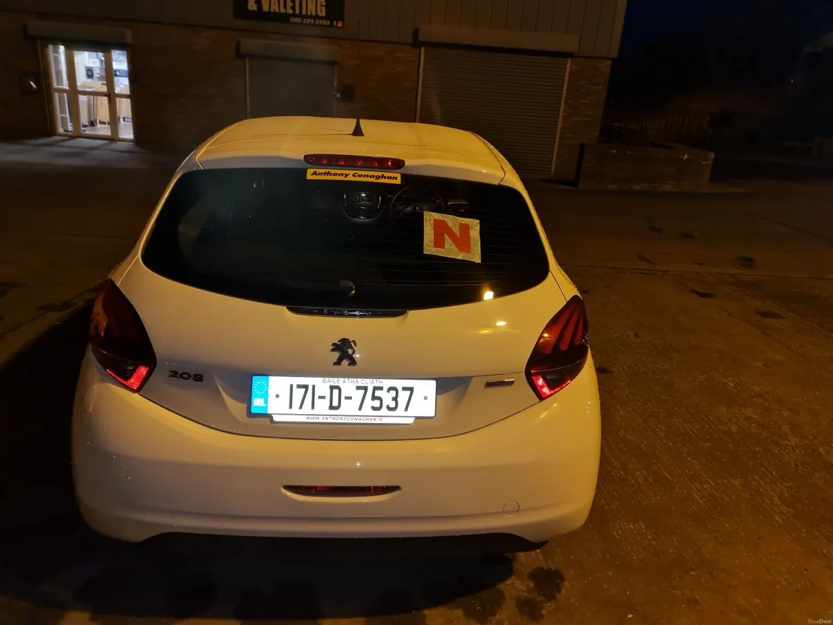 Peugeot 208 2017 - Image 4