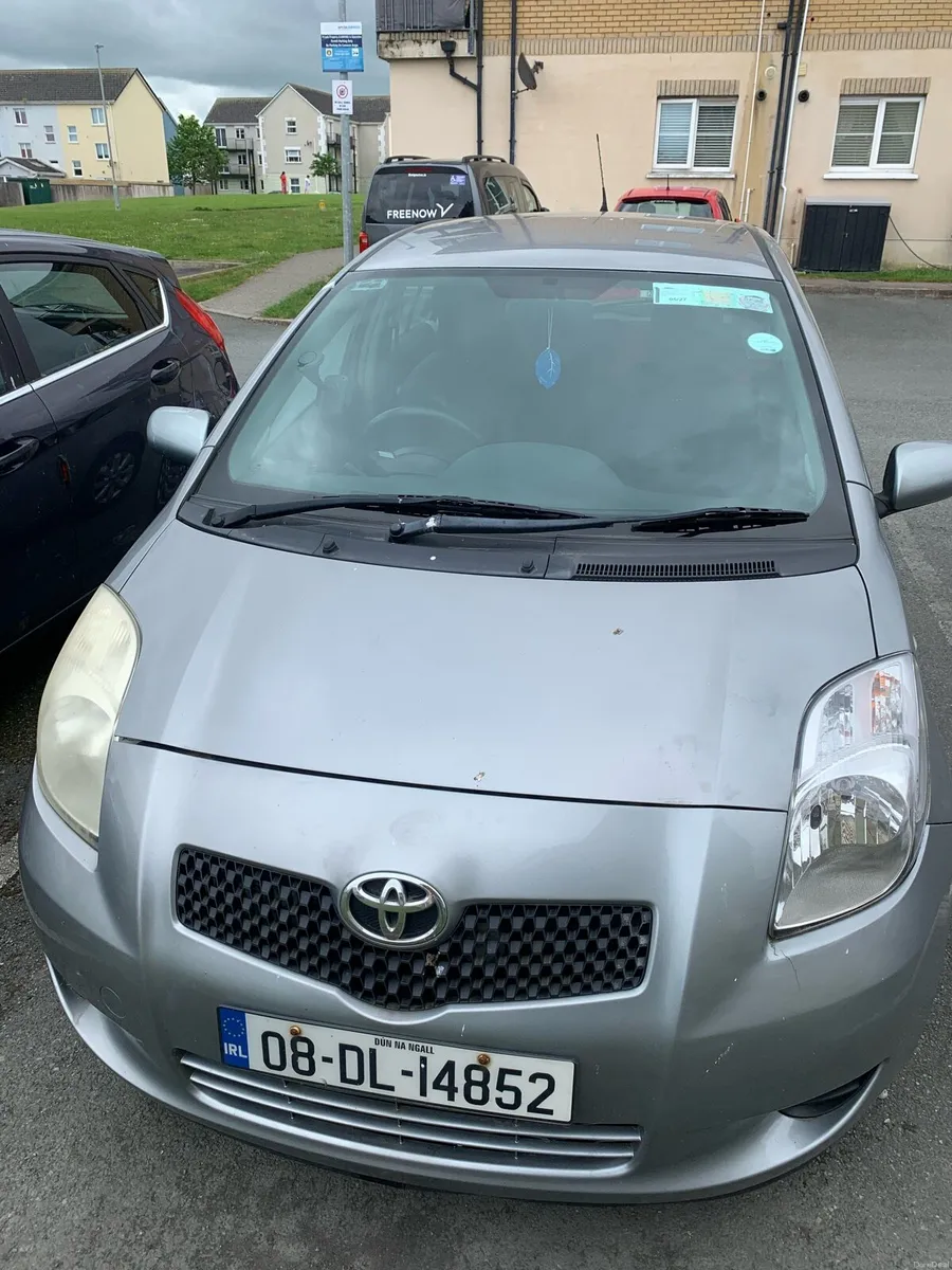 Toyota Yaris 1.3 VVTI - Only 88000 Miles - Image 3