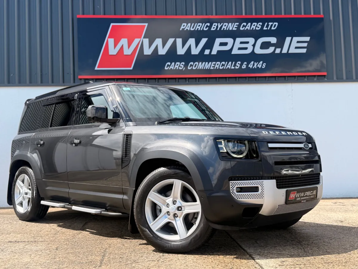 Land Rover Defender  3.0Tdi 110 3 Seater 2023 - Image 2