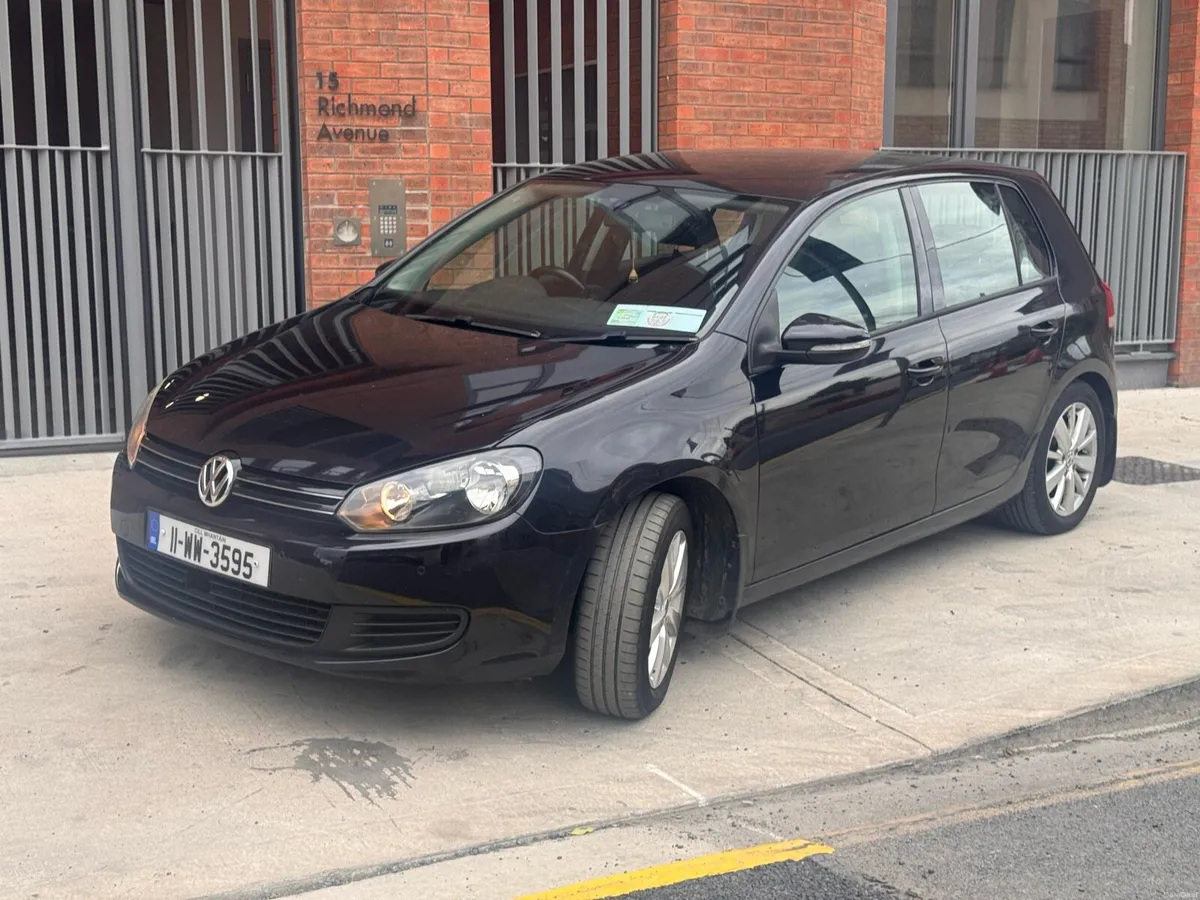 Volkswagen Golf 1.6 TDI Match 2011 - Image 2