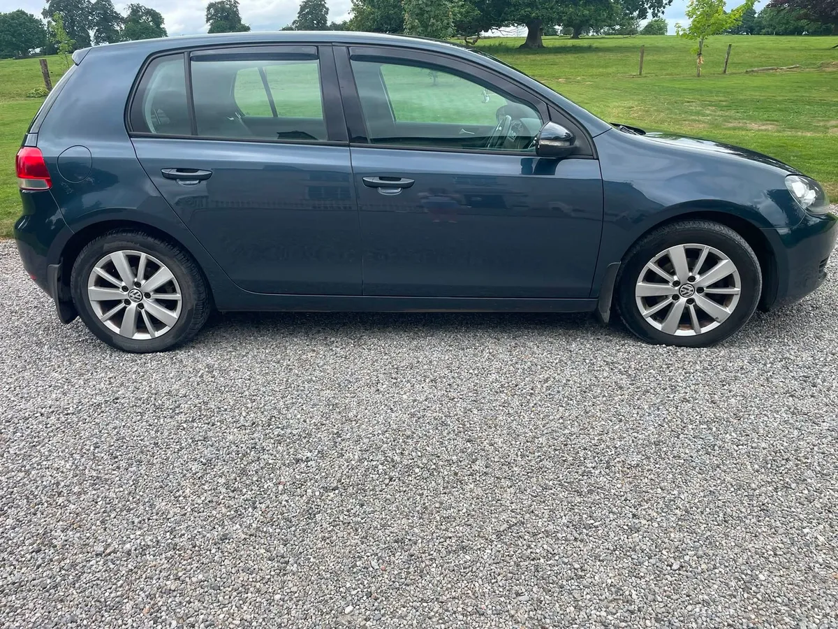 2012 Volkswagen Golf - Image 2