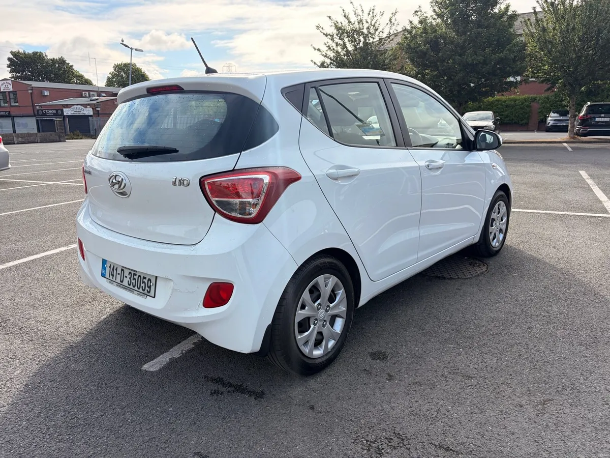 Car - Image 3