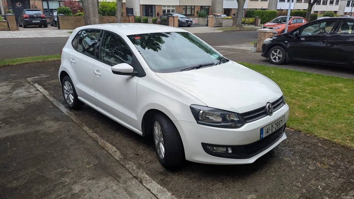 Car - Image 2