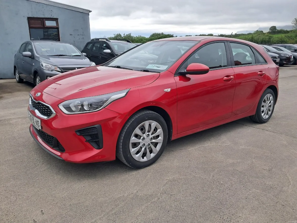Kia Ceed 1.4 MPI LIMITED EDITION SUPPLY 5DR - Image 2