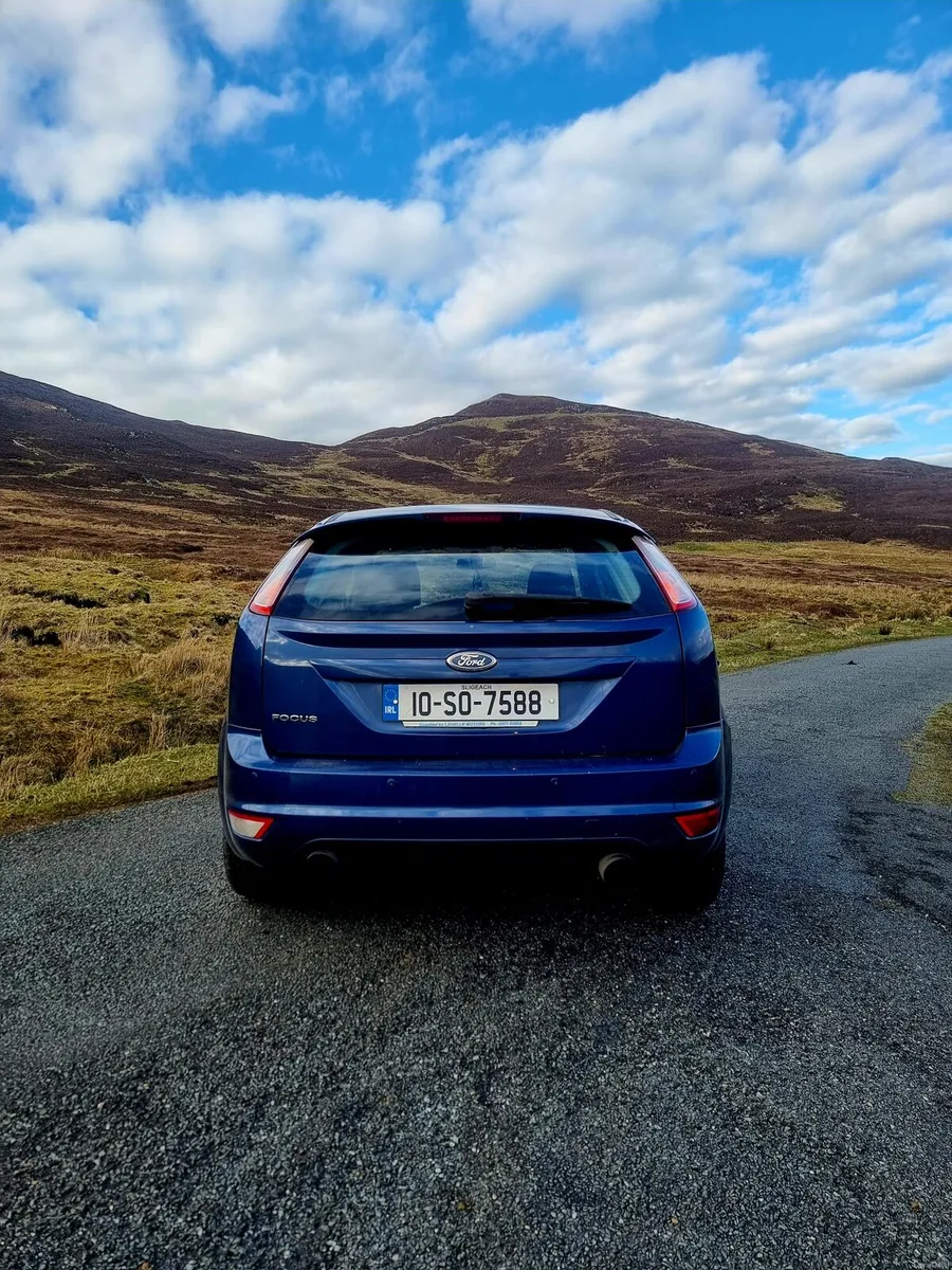 Ford Focus 1.6 2010 - Image 3