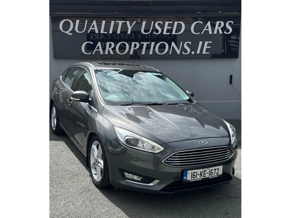 Ford Focus TITANIUM 1.5 //POWER SHIFT// - Image 3