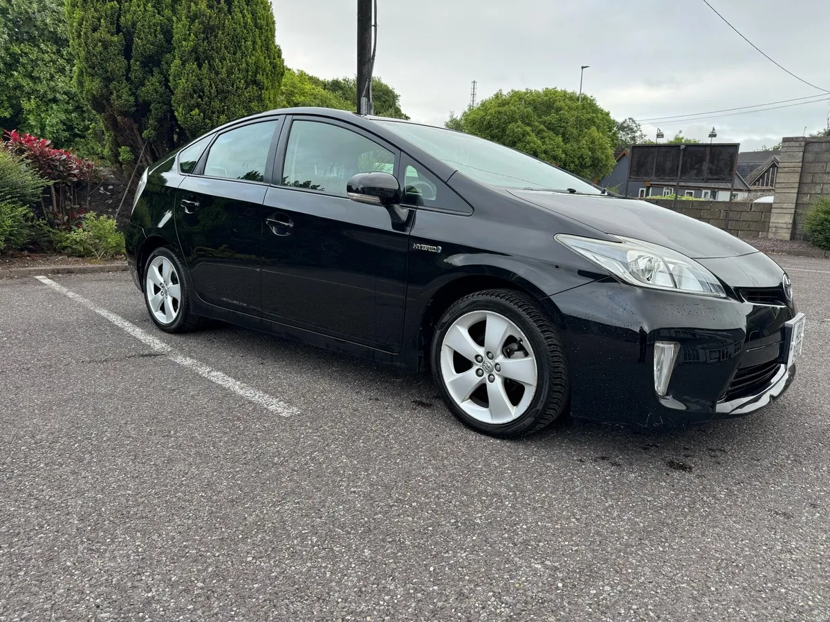 Prius - Image 2