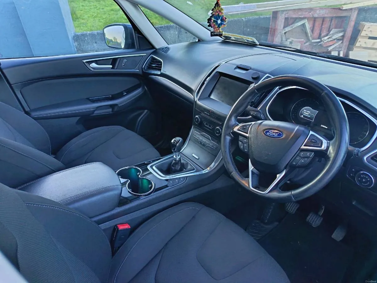 2015 Ford  Smax Titanium spotless - Image 3