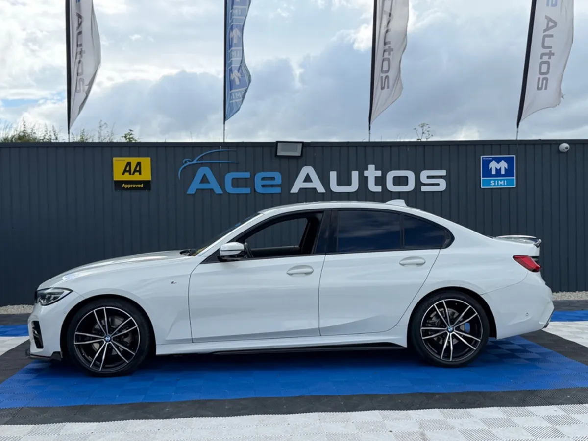 BMW 3-Series M-SPORT X-DRIVE - 2.0L DIESEL - AUTO - Image 4