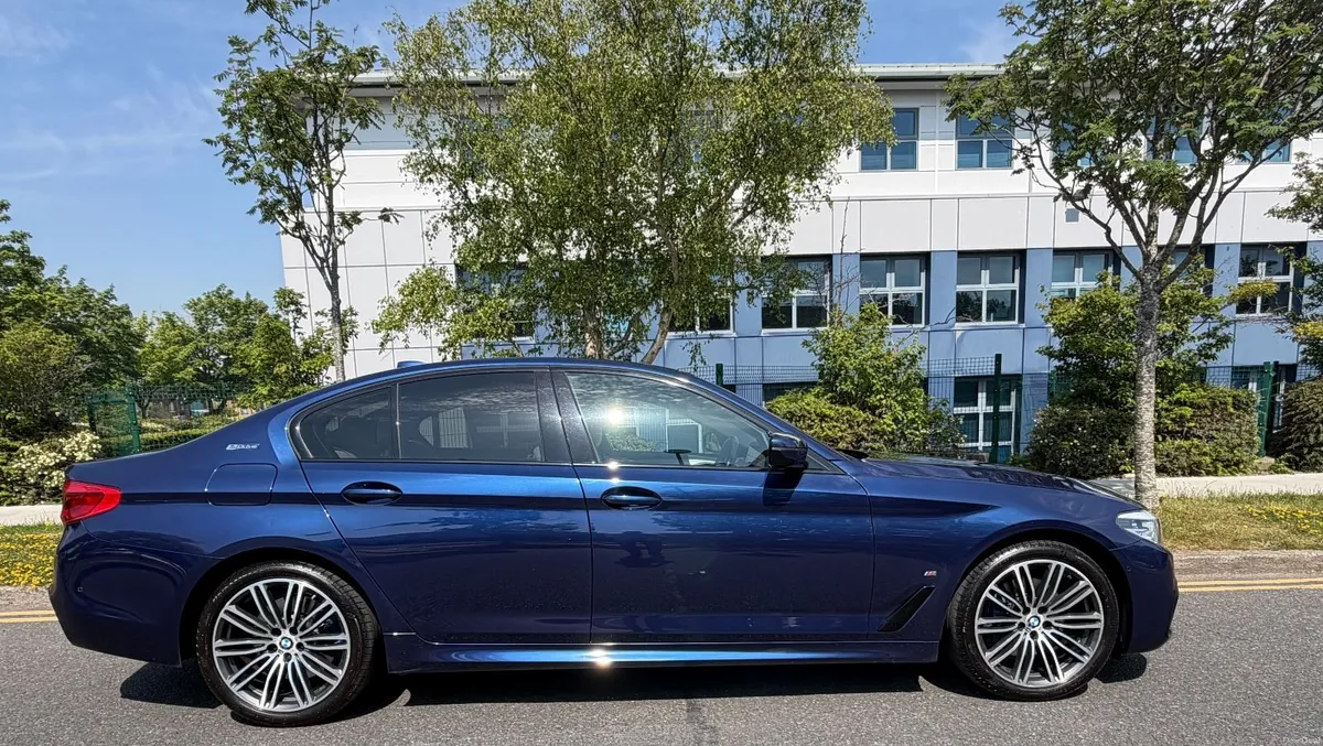 BMW 5-Series 2018 - Image 1