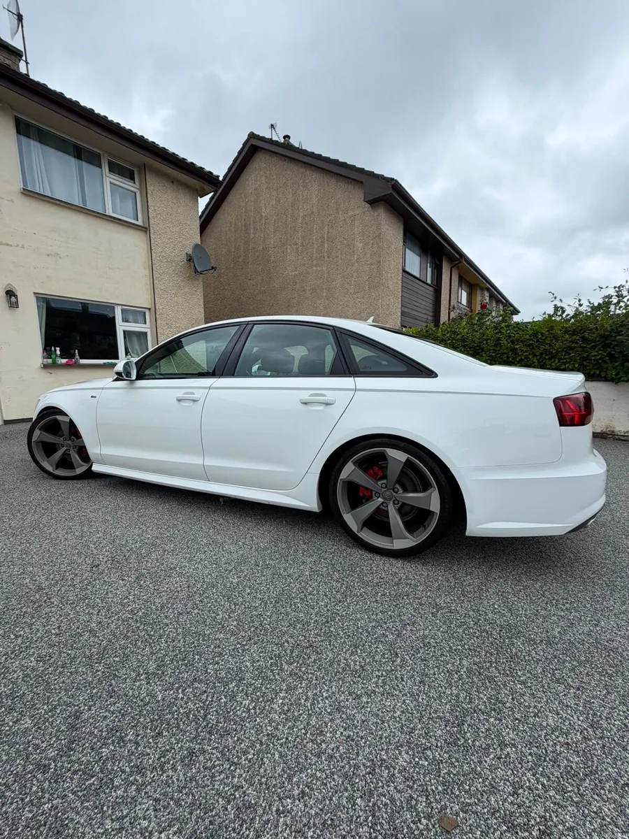 Audi A6 S-Line Automatic - Image 4