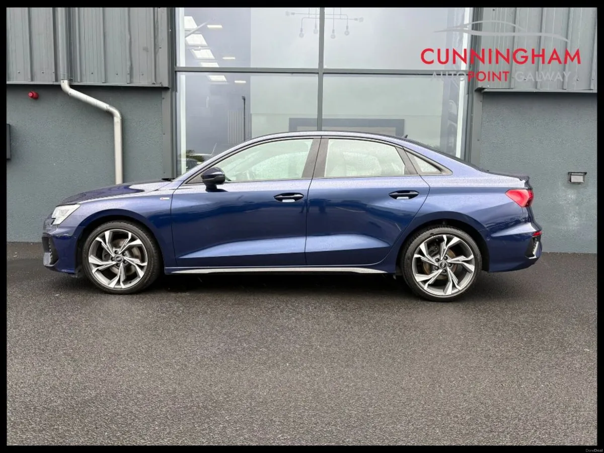 Audi A3 30 TDI S Line Black Edition - Image 3