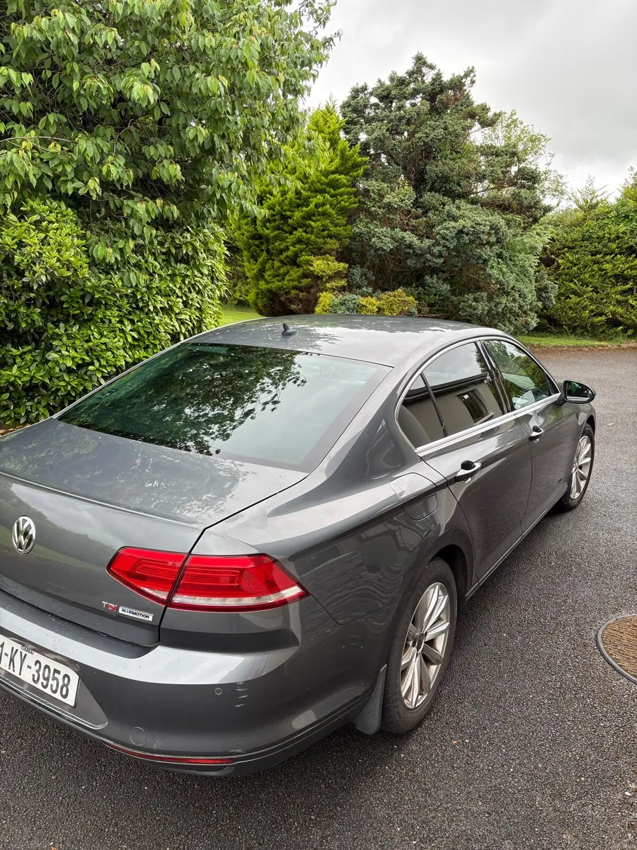 Volkswagen Passat 1.6 TDI Bluemotion - Image 4