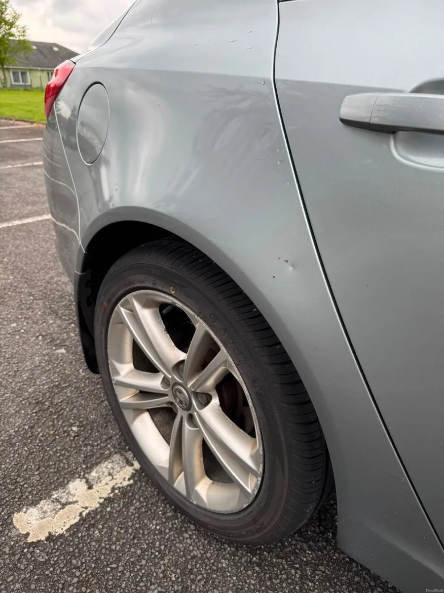 Vauxhall Insignia 2010 - Image 3