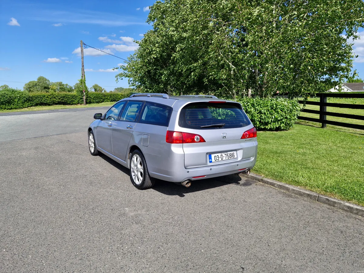 Honda Accord Automatic (NCT AND TAXED)!!! - Image 4
