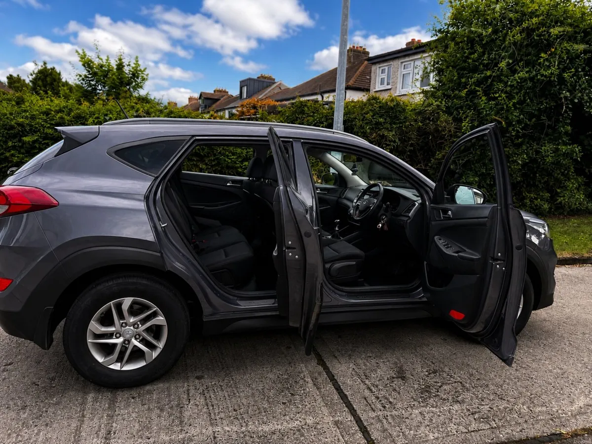 Hyundai Tucson 1.7 Diesel - Image 4