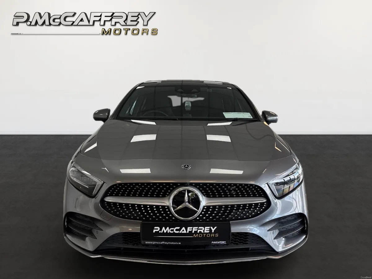 2019 Mercedes-Benz A200 D AMG LINE AUTO SUNROOF - Image 2