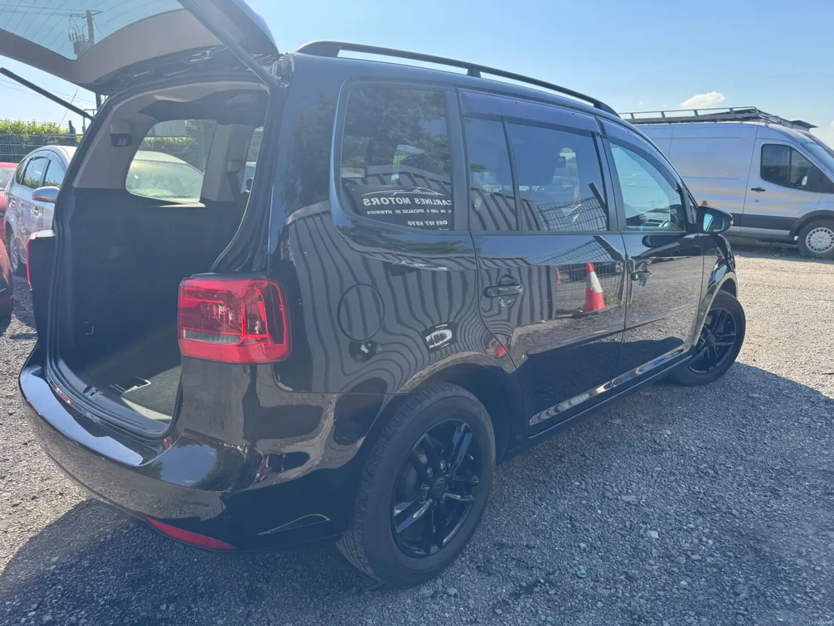 VW TOURAN AUTOMATIC - Image 4