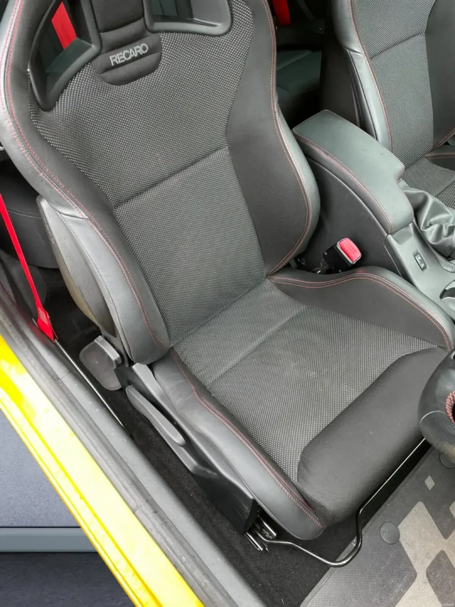 Renault Megane RS 273 final edition - Image 4