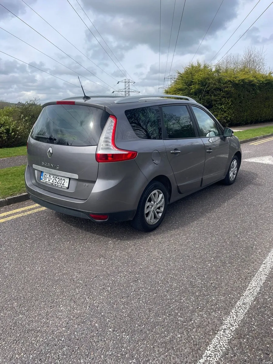 Renault Grand Scenic AUTOMATIC - Image 4
