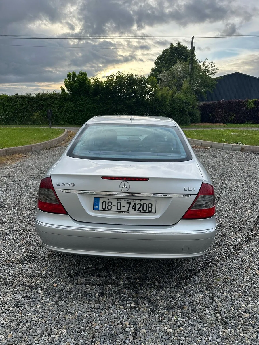 Car - Image 2