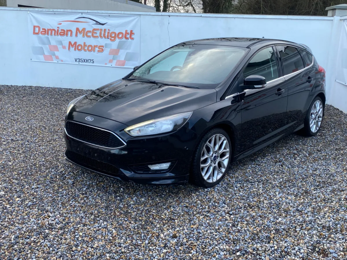 2016 Ford Focus ST-Line - Image 3