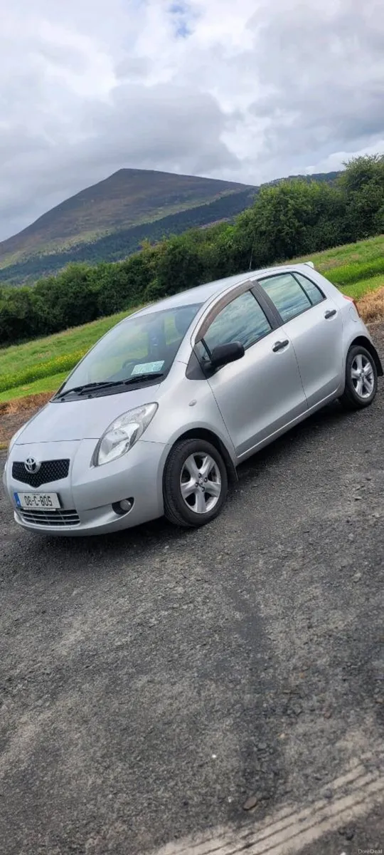 Toyota yaris - Image 2