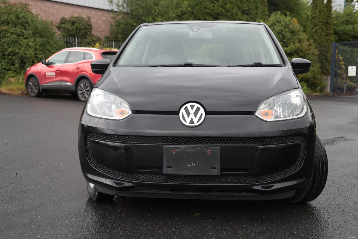 Volkswagen UP Black 2013 - Image 1