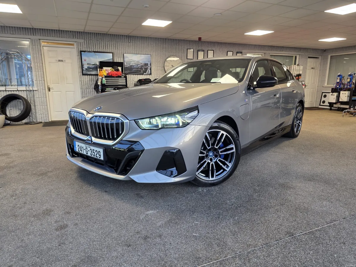 BMW 5-Series 530 M Sport 2.0 Petrol Hybrid 2024 - Image 2