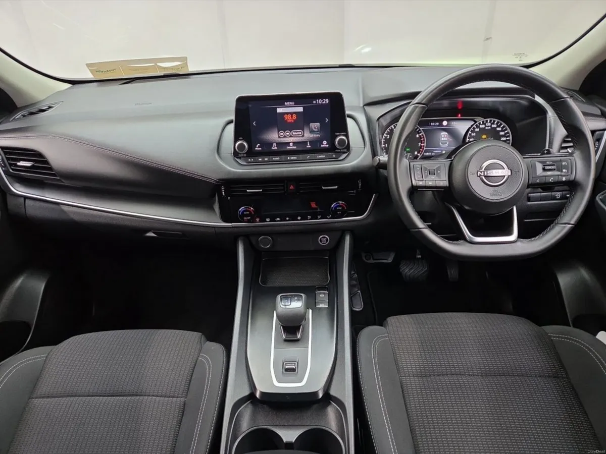 Nissan Qashqai 1.3 PET MILD HYBRID SV CVT *Scrappa - Image 4