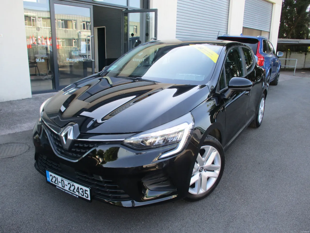 Renault Clio Dynamique TCE  2022 - Image 1
