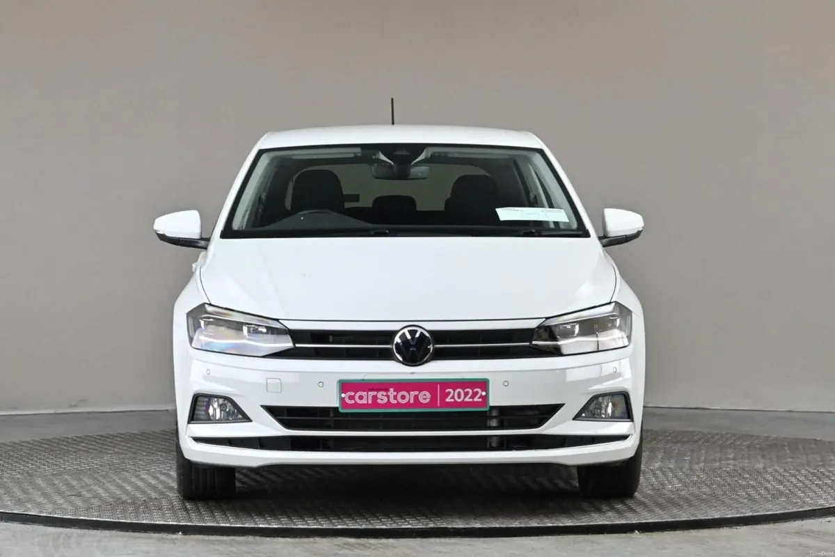 Volkswagen Polo 1.0 TSI DSG LIFE **VERY LOW KMS**D - Image 2