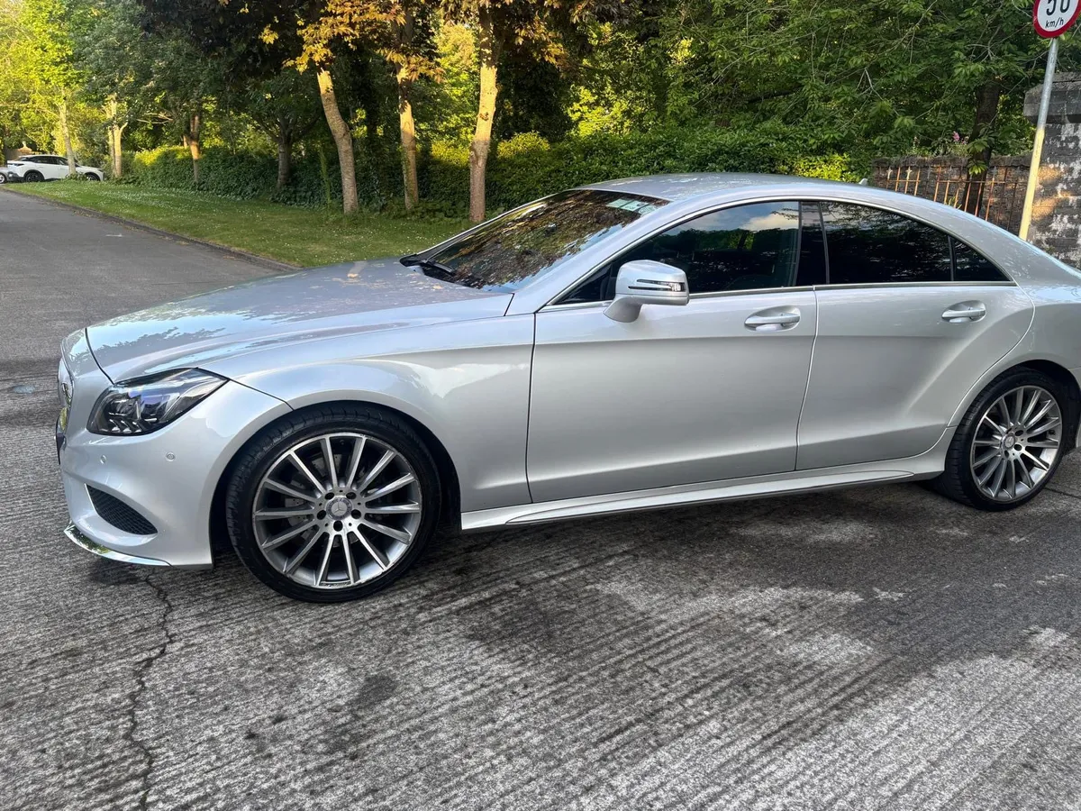 Mercedes CLS 220 - Image 2