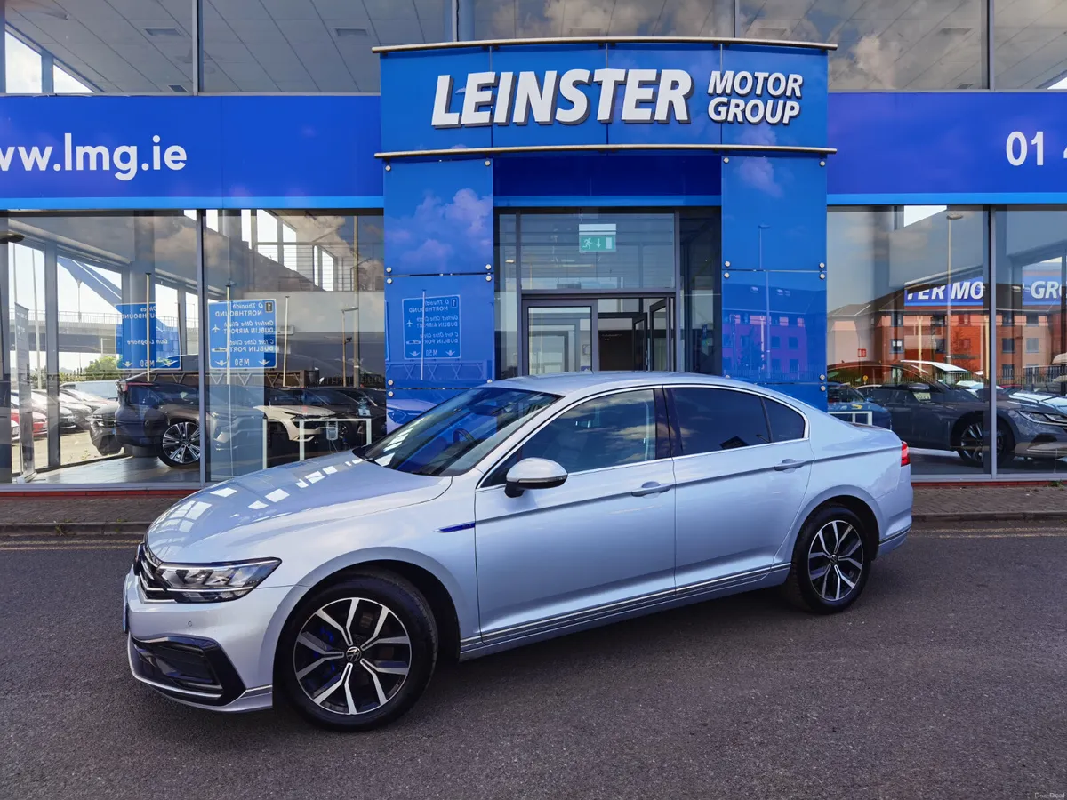 VOLKSWAGEN PASSAT GTE 1.4 AUTOMATIC PHEV - Image 1