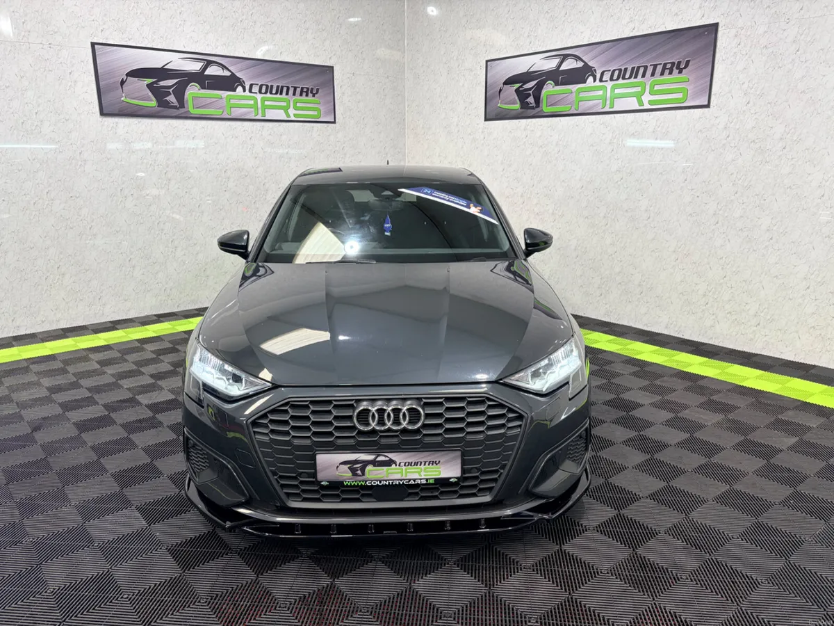 2021 Audi A3 Sport 1.5Tfsi 150 Black Edition - Image 2