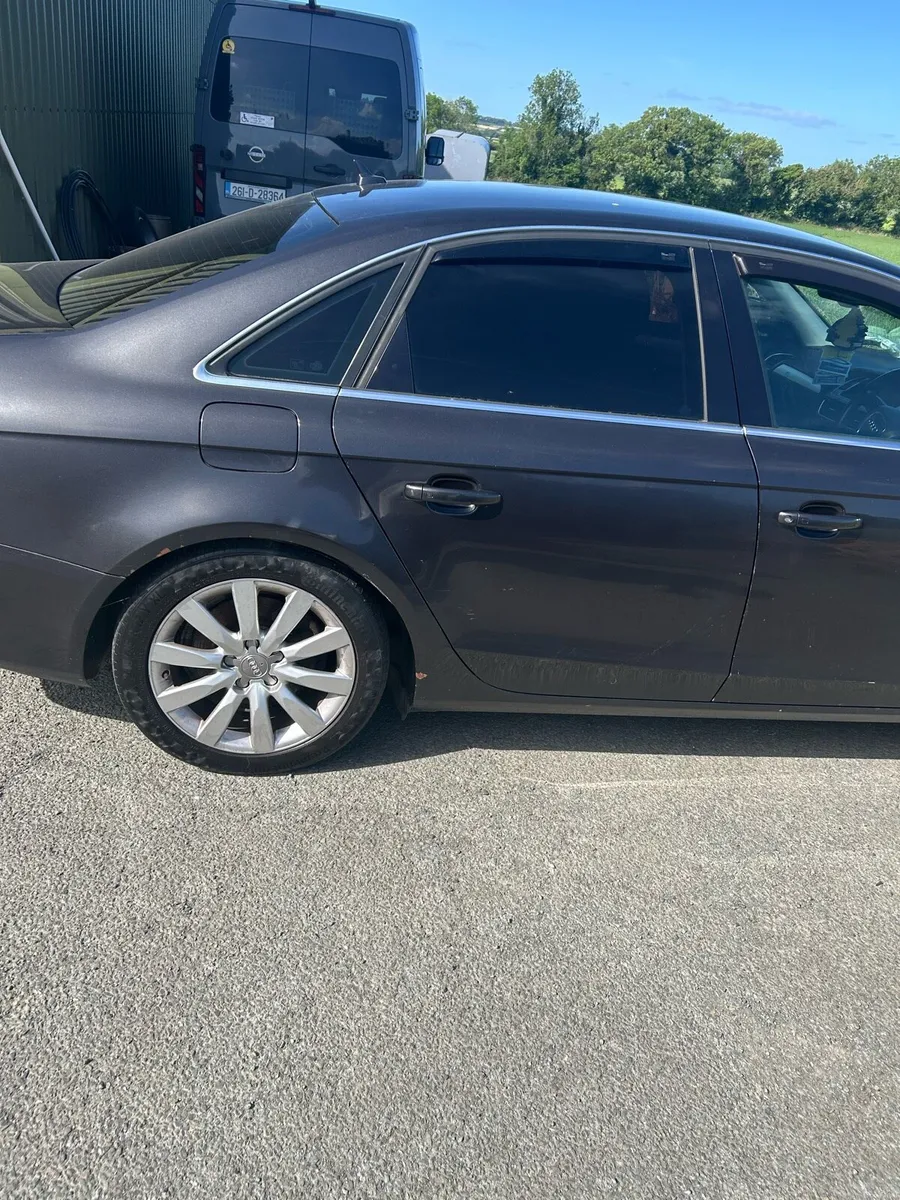 Car - Image 4