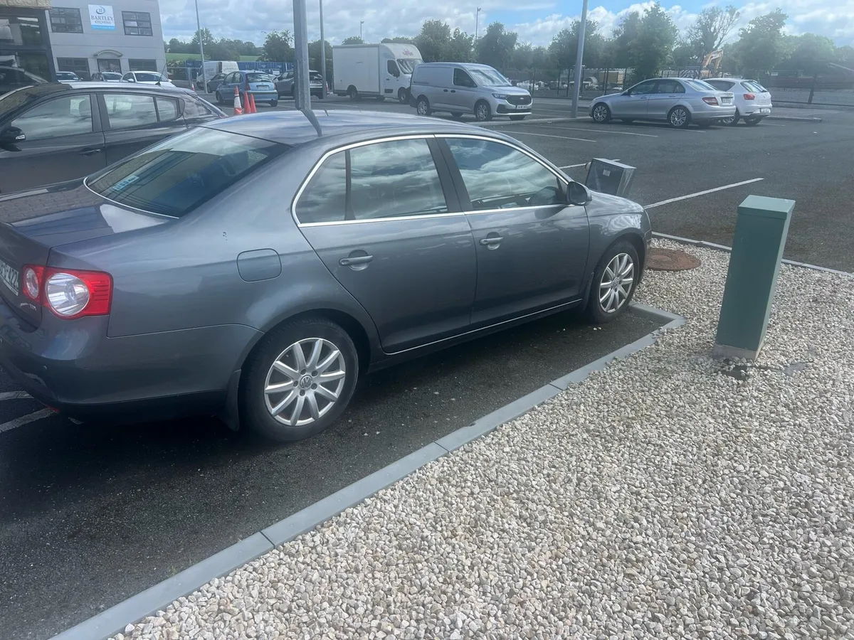 VW JETTA   08 - Image 1
