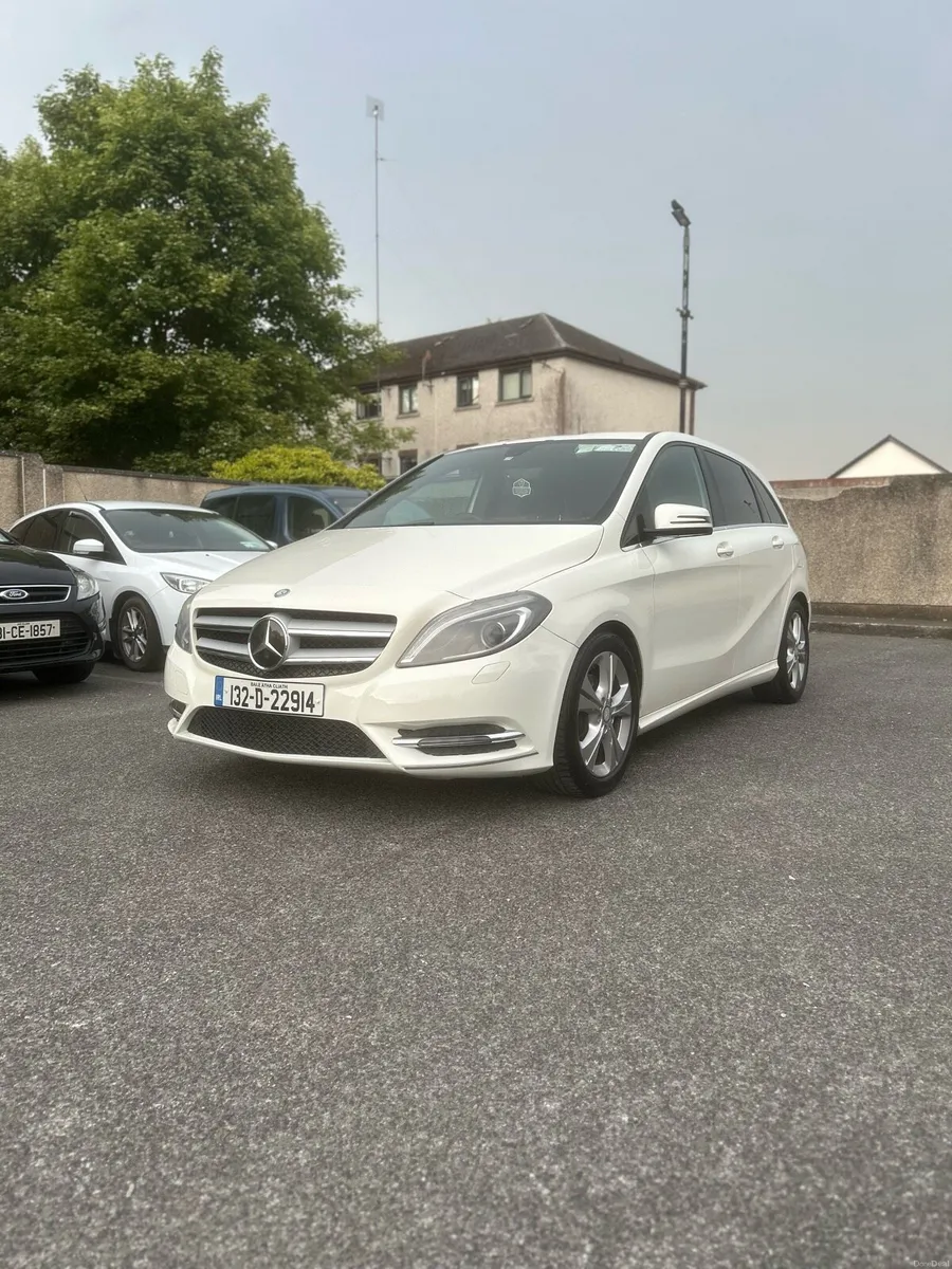 Mercedes B-Class 180 1.6L petrol - Image 2